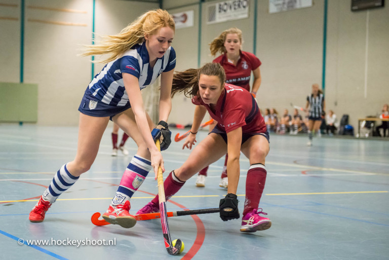 Zaalhockey 9 januari 2016, hdm MA1 - Klein Zwitserland MA1