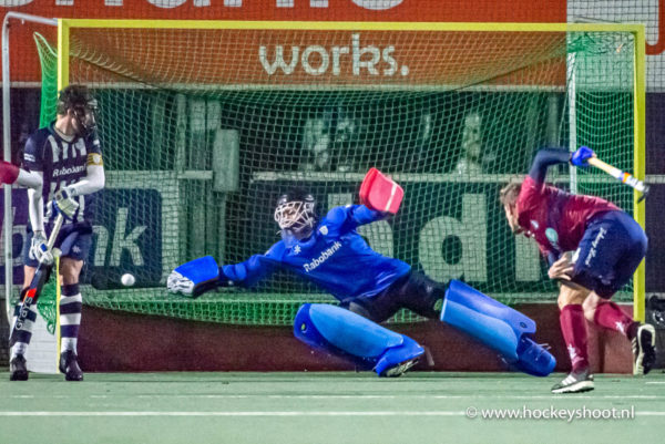 Rick Velle met een mooie redding tijdens Goldcup