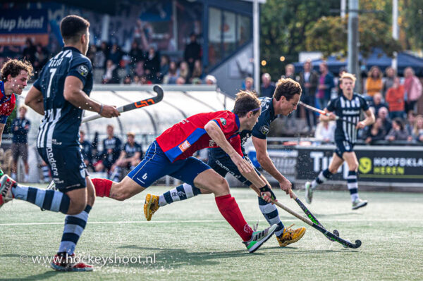 Rick van den IJssel van HDM in de aanval tegen Voordaan